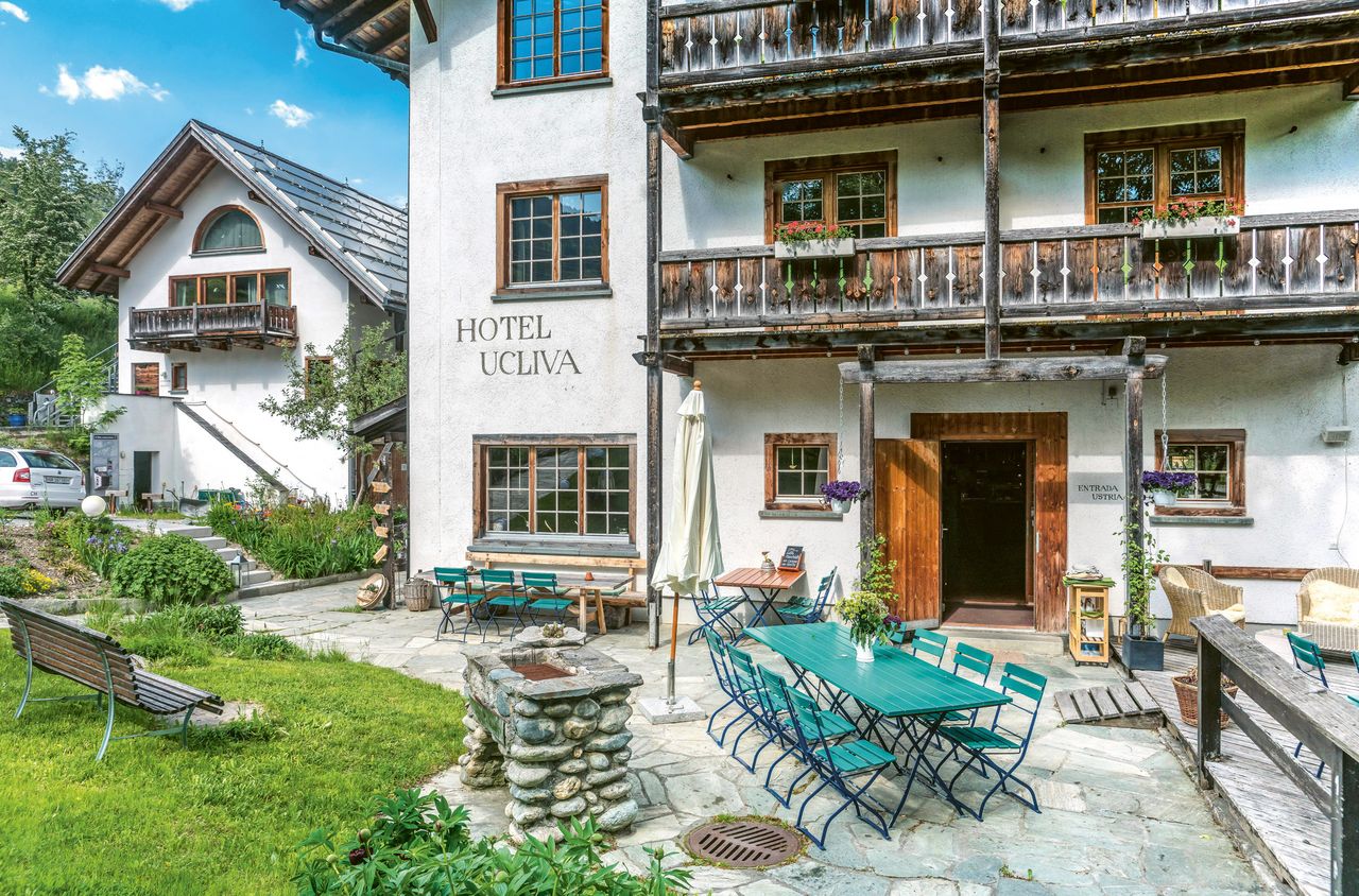 Das Hotel Ucliva befindet sich mitten in der Natur. Hier soll der Gast Ruhe finden.