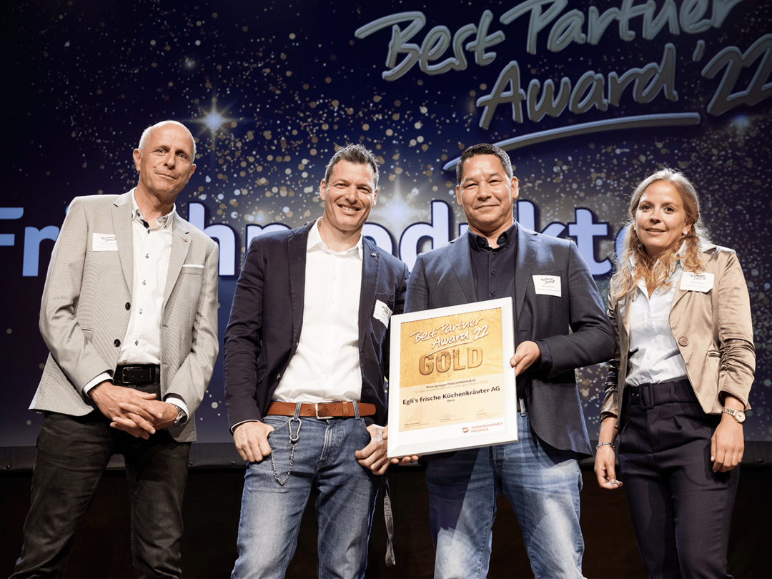 Laurent Bersier, Transgourmet, Michel Pfarrer und Stefan Egli, beide Egli’s frische Küchenkräuter AG mit Valerie Hofer, Transgourmet