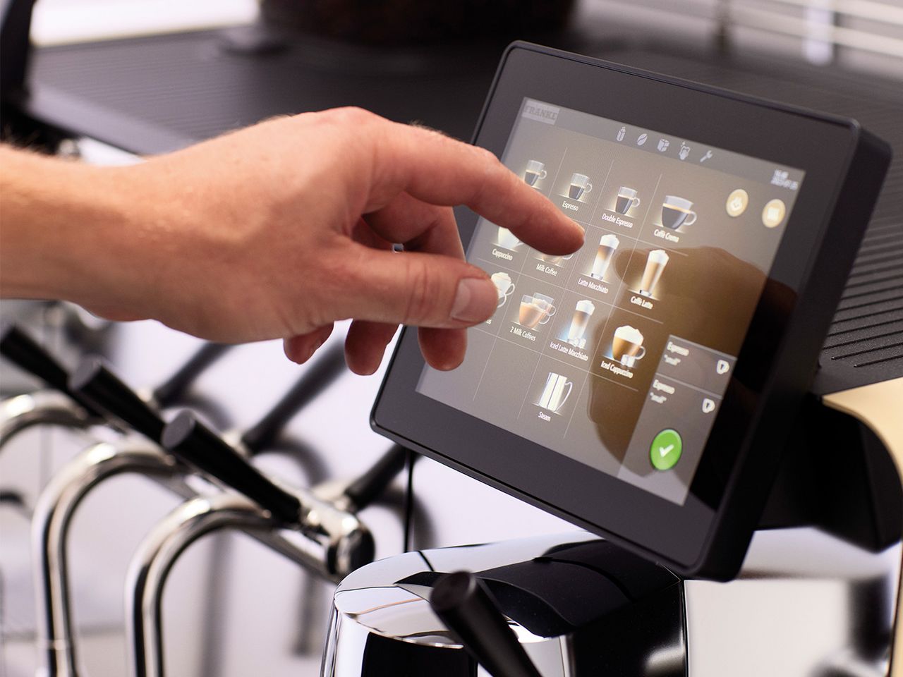 Volle Kontrolle über das Kaffeegeschäft zu jeder Zeit und an jedem Ort dank Franke Digital Services. 