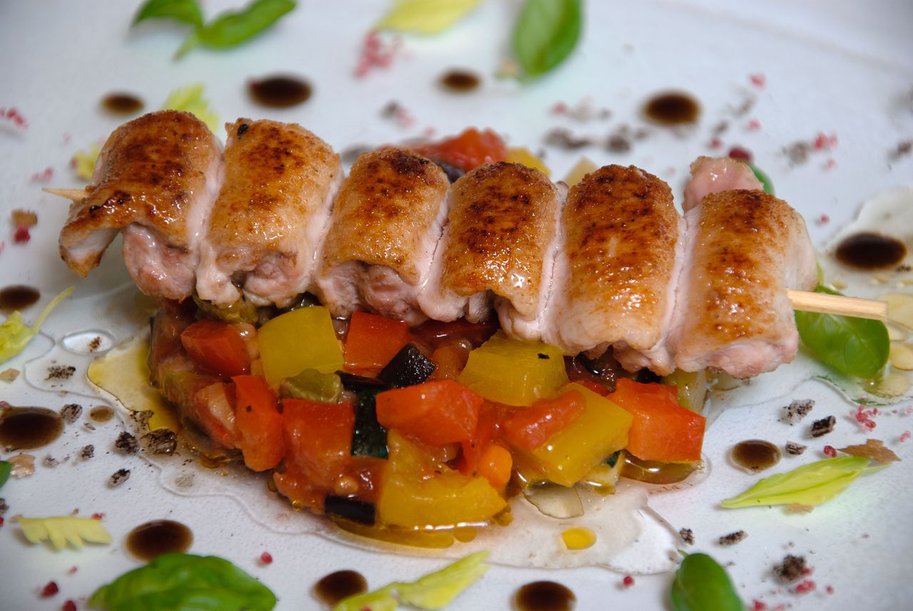 Mini-Filets-Spiesschen auf Ratatouille