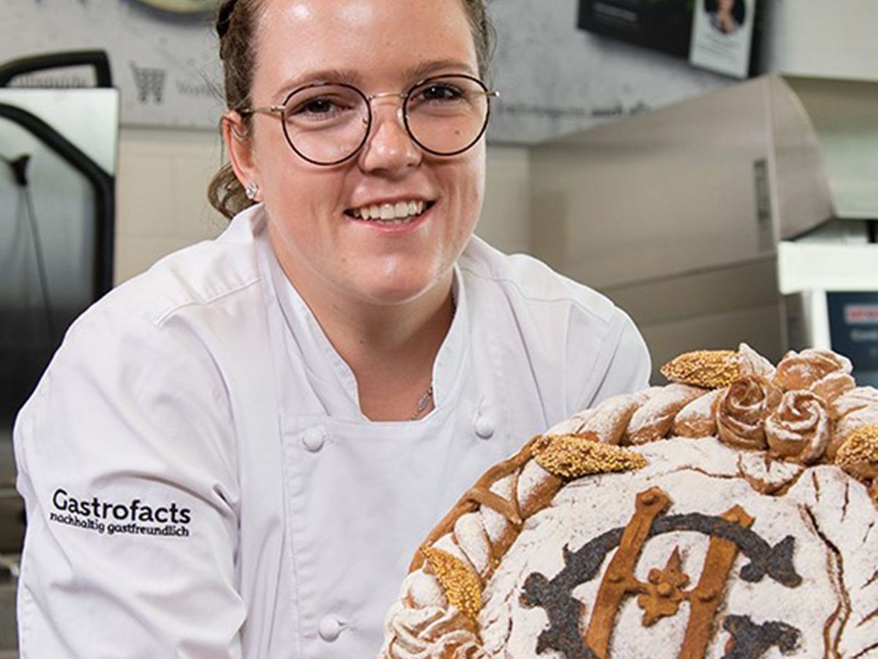 Ramona Hollenstein, Bäckerin-Konditorin-Confiseurin EFZ
