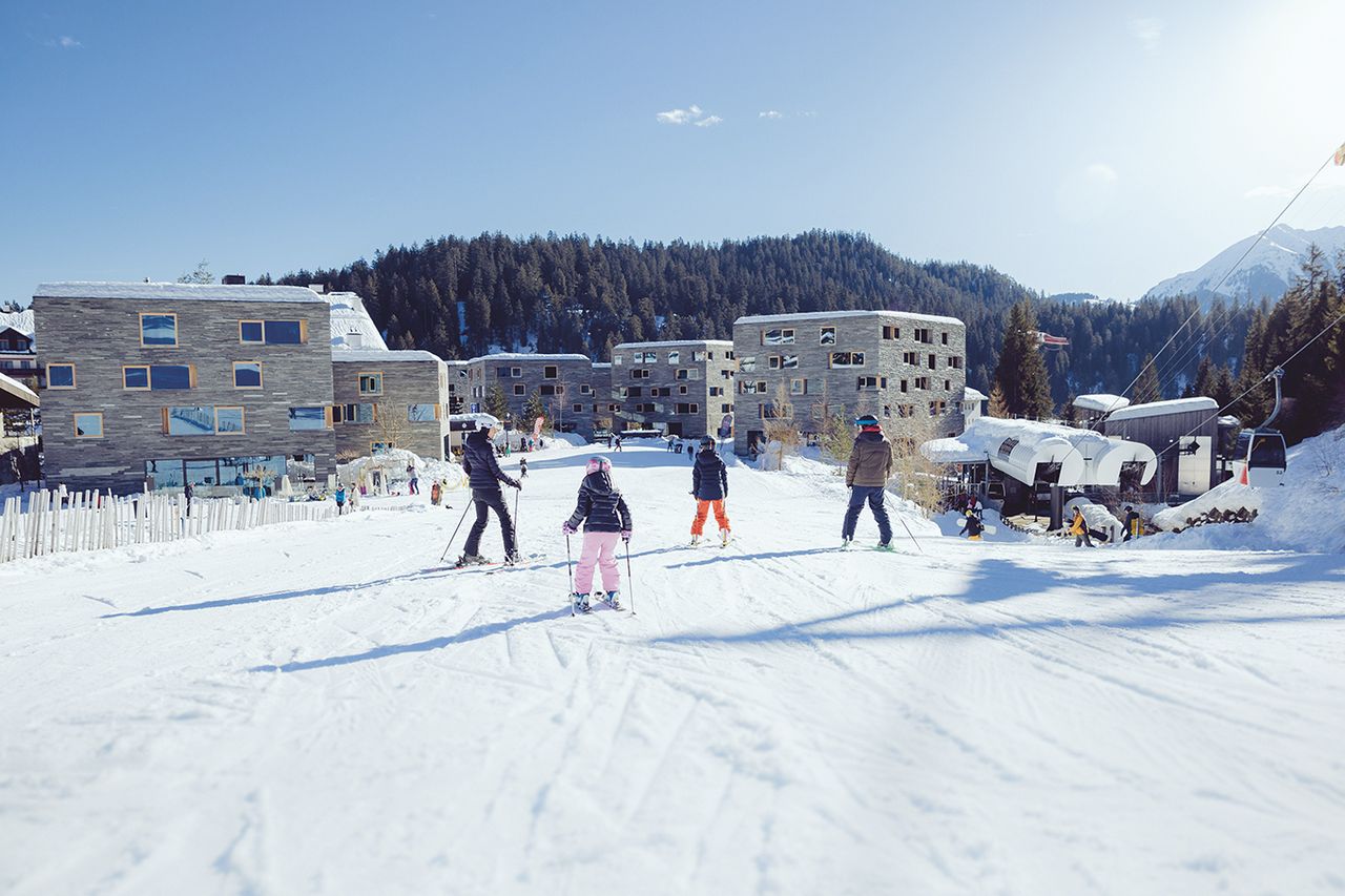 Schneesicher und doch grün: Das Rocksresort achtet auf einen bewussten Umgang mit den Ressourcen und deckt den Strombedarf zu 100 Prozent aus erneuerbarer Energie.