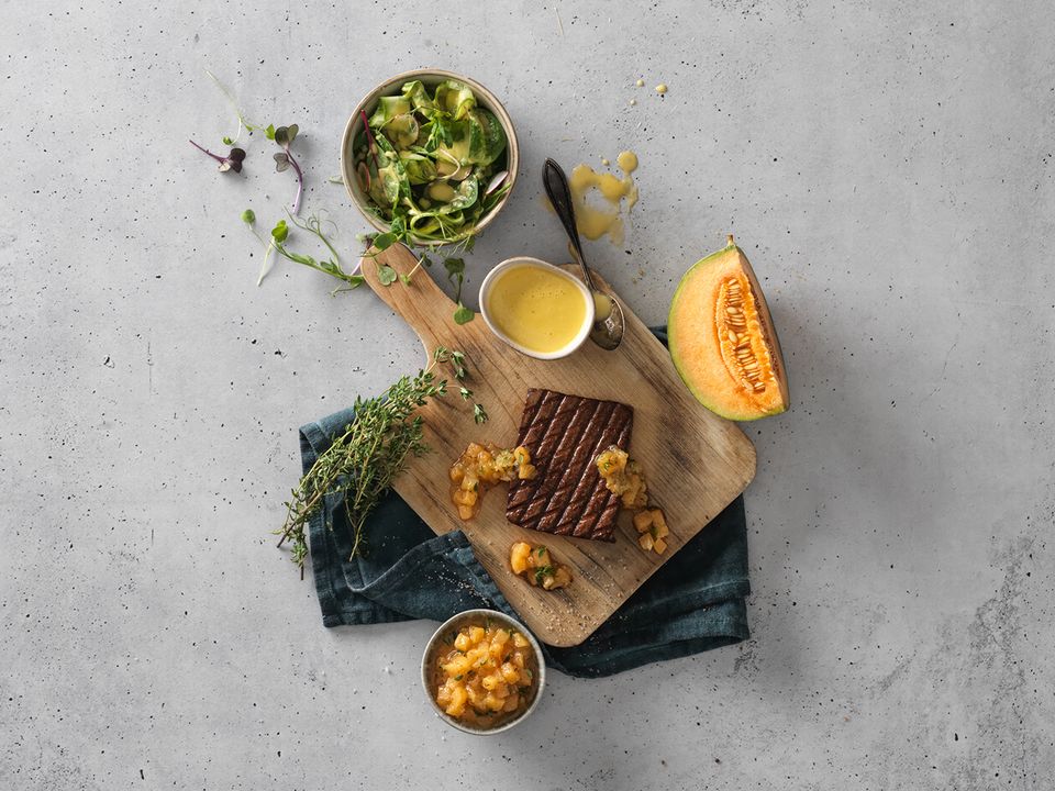 Melonensalat mit geräuchertem Tofu