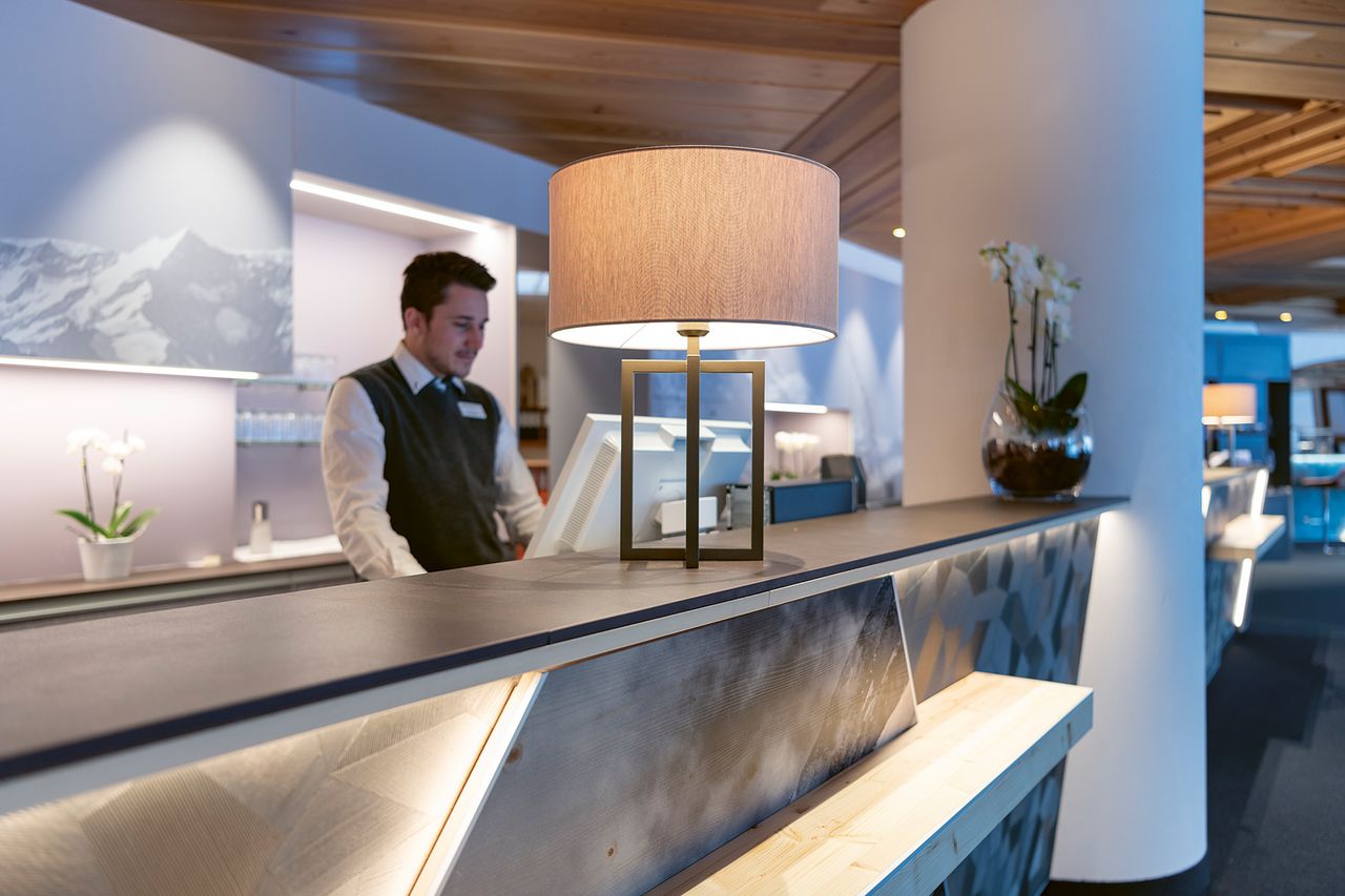 Sunstar Hotel in Grindelwald: Die richtige Beleuchtung sorgt nicht nur für angenehme Atmosphäre, sondern auch für Einsparungen.