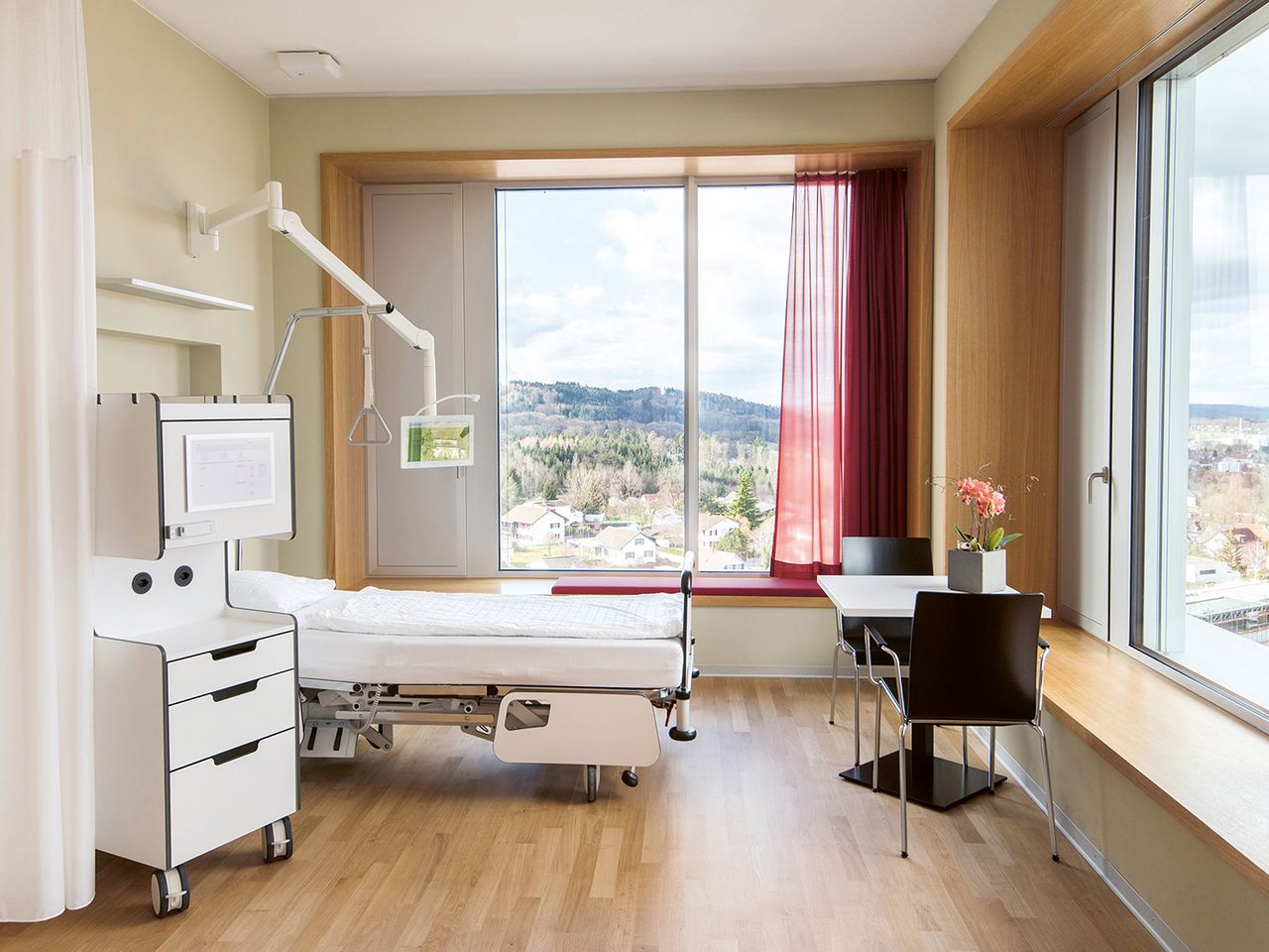 Patientinnen und Patienten bestellen im Kantonsspital Frauenfeld ihre Mahlzeiten bequem über eine App.