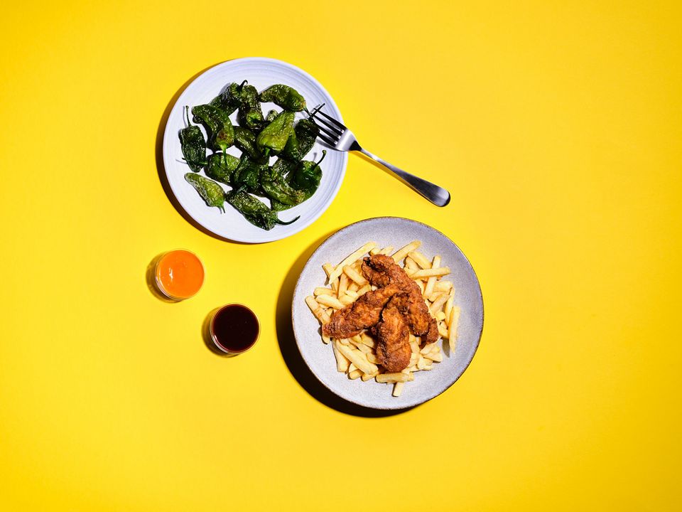 Buttermilk Southern Fried Chicken mit feinen Pommes Frites