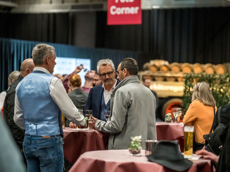 Der After-Fair-Apéro war bereits an der Premiere sehr beliebt. (Fotograf: Michael Huwiler)