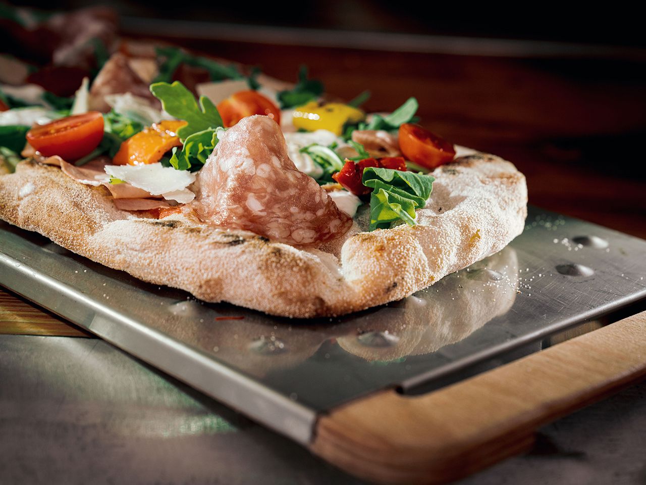 Stilvolle Präsentation Ihrer Pinsa, Pizza oder Flammkuchen mit den Servierbretter von Regina