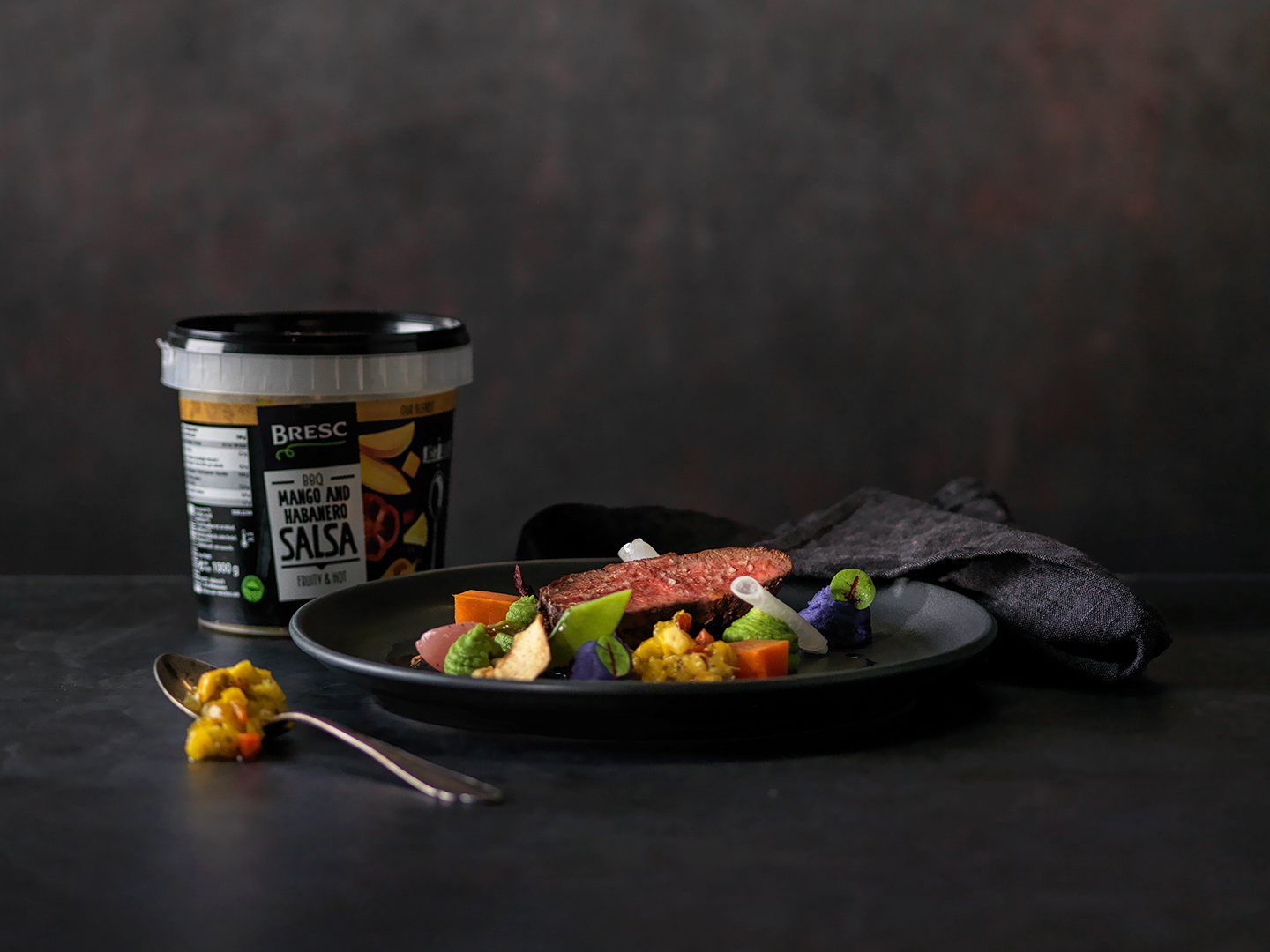 Hügli Grilltrends - Zeitgemässer Fleischgenuss mit fruchtiger Habanero-Salsa