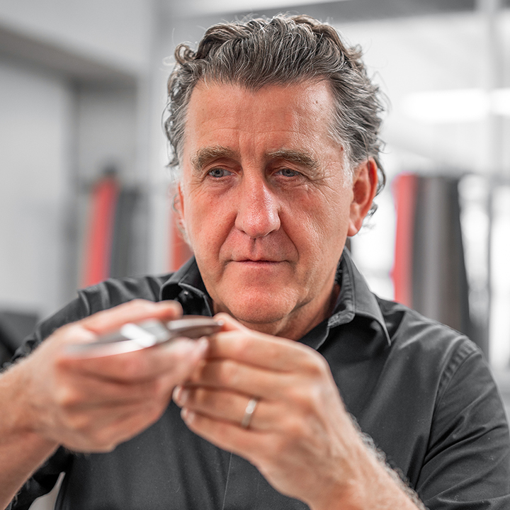 Michael Bach, Ceo & Founder CeCo ltd - world-of-knives & sknife ag