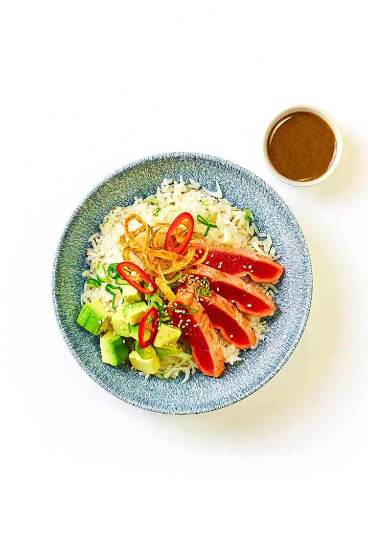KABUKI Salad PokeBowl mit Lachs