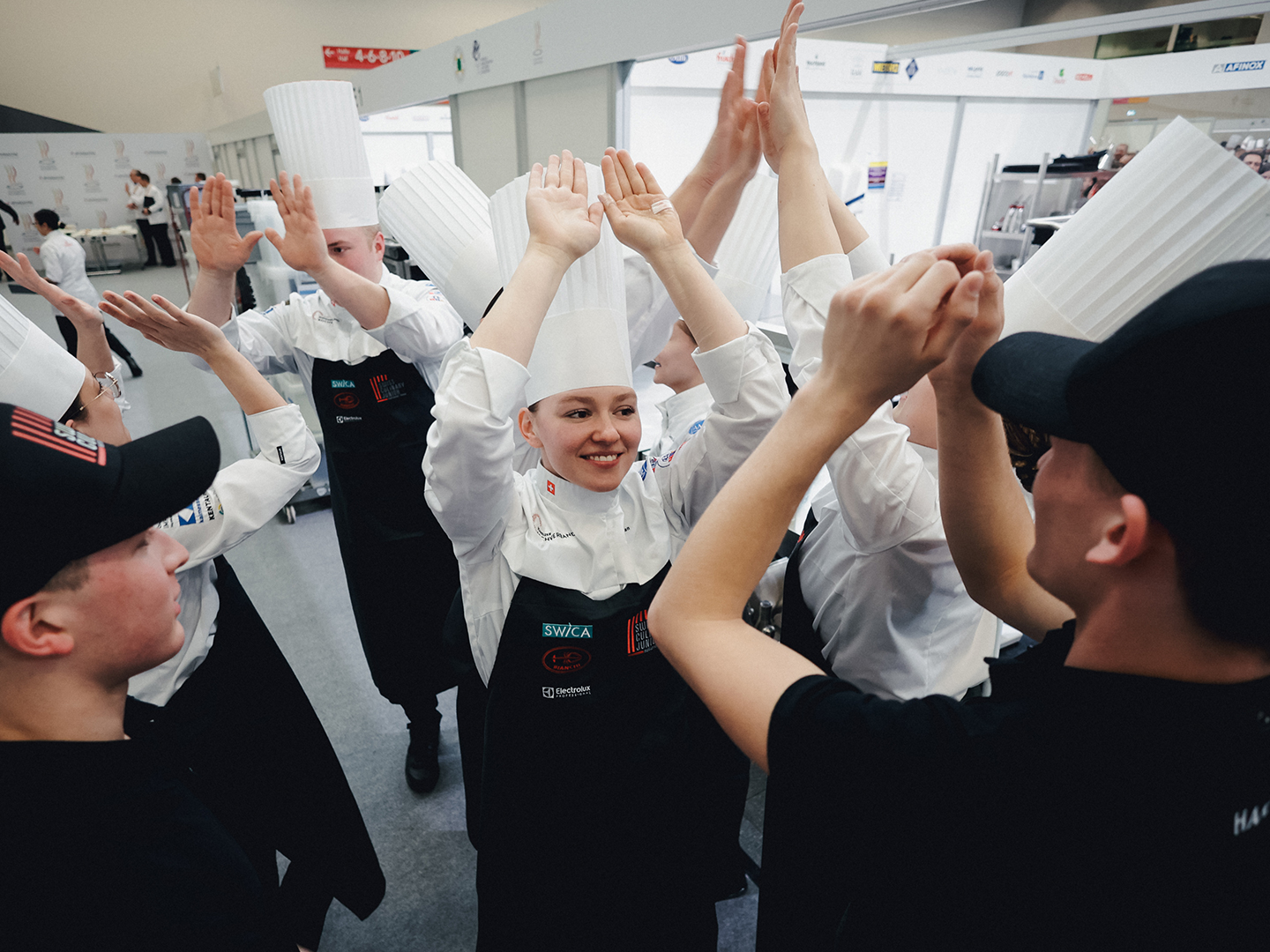 Die Junioren-Kochnati freut sich über ihre erste Goldmedaille.