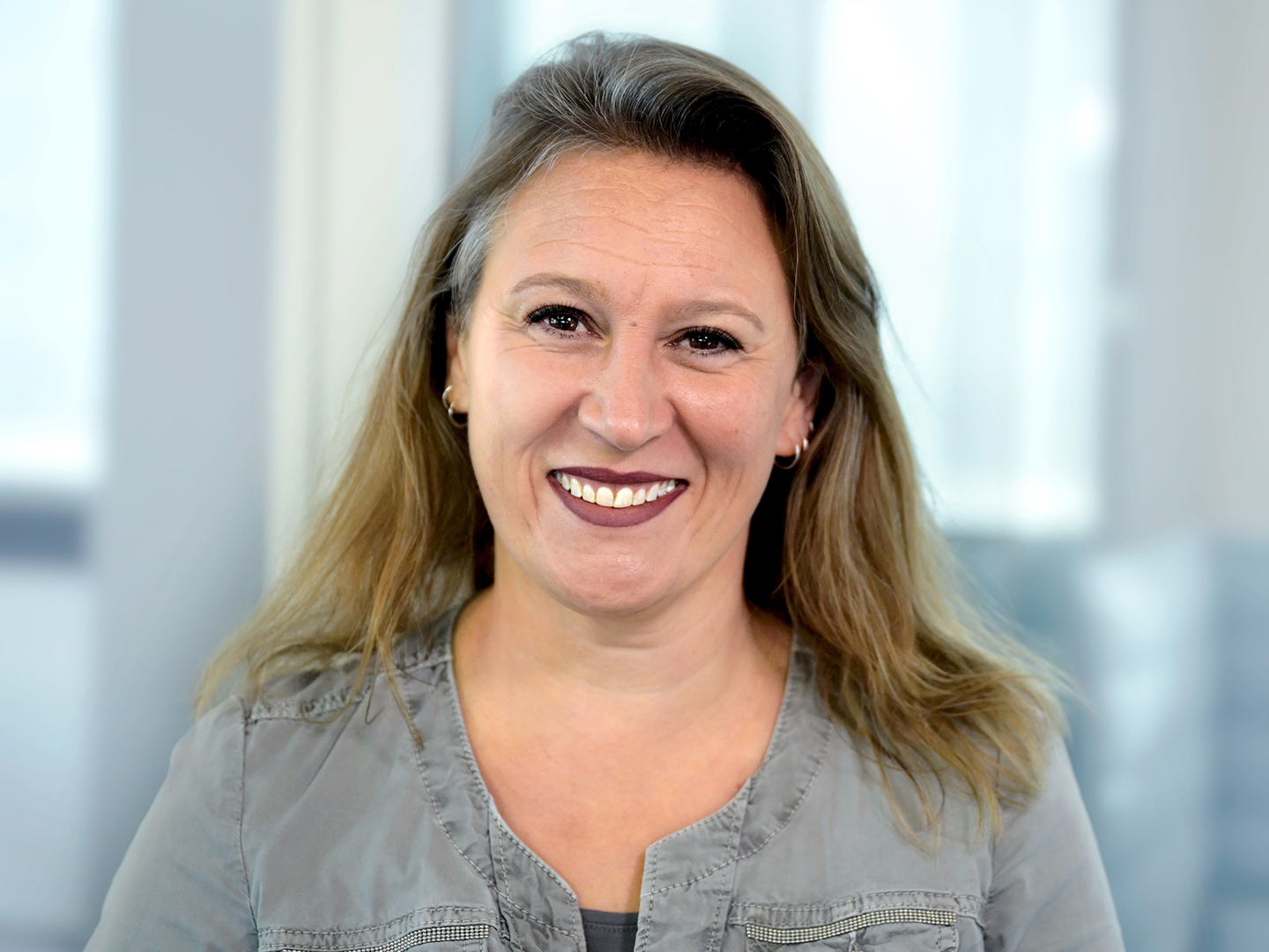 Gastroberaterin, Gabriela Weigold