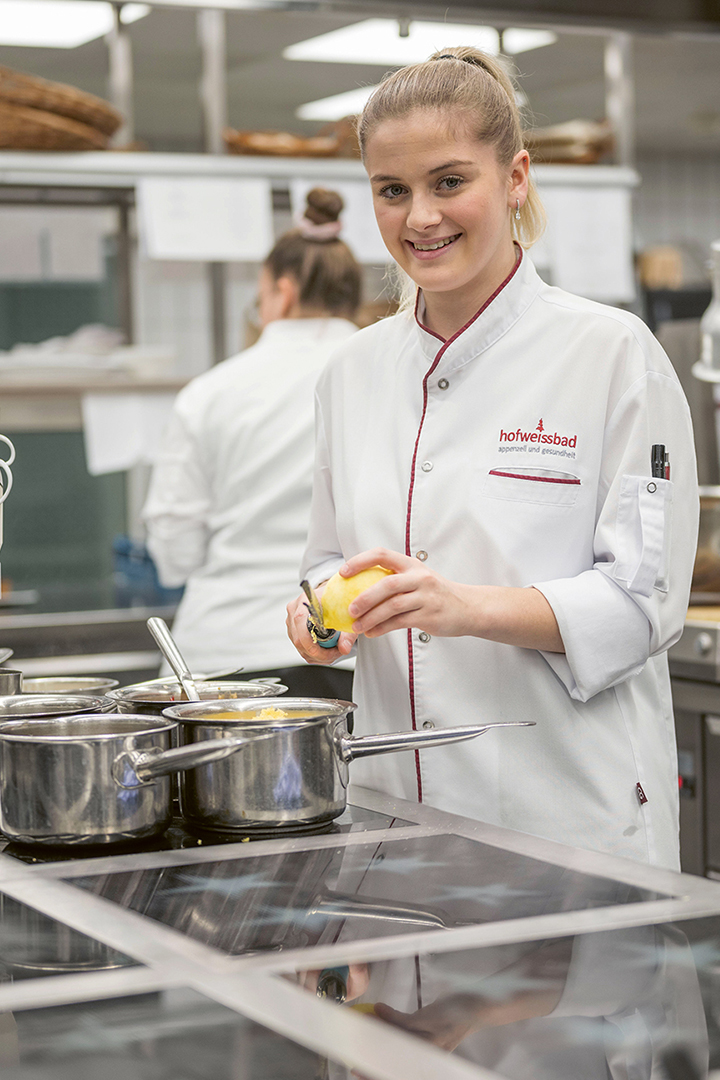 Kirstyn Huber, Köchin EFZ in Ausbildung im Hotel Hof Weissbad.