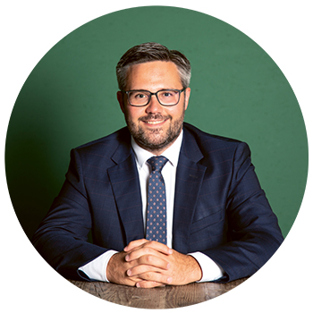 Sandro Morelli M. A. HSG in Law Rechtsanwalt und öff. Notar